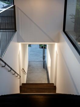 LED Unterputzprofil für stilvolle Lichtlinien in modernen Wohngebäuden